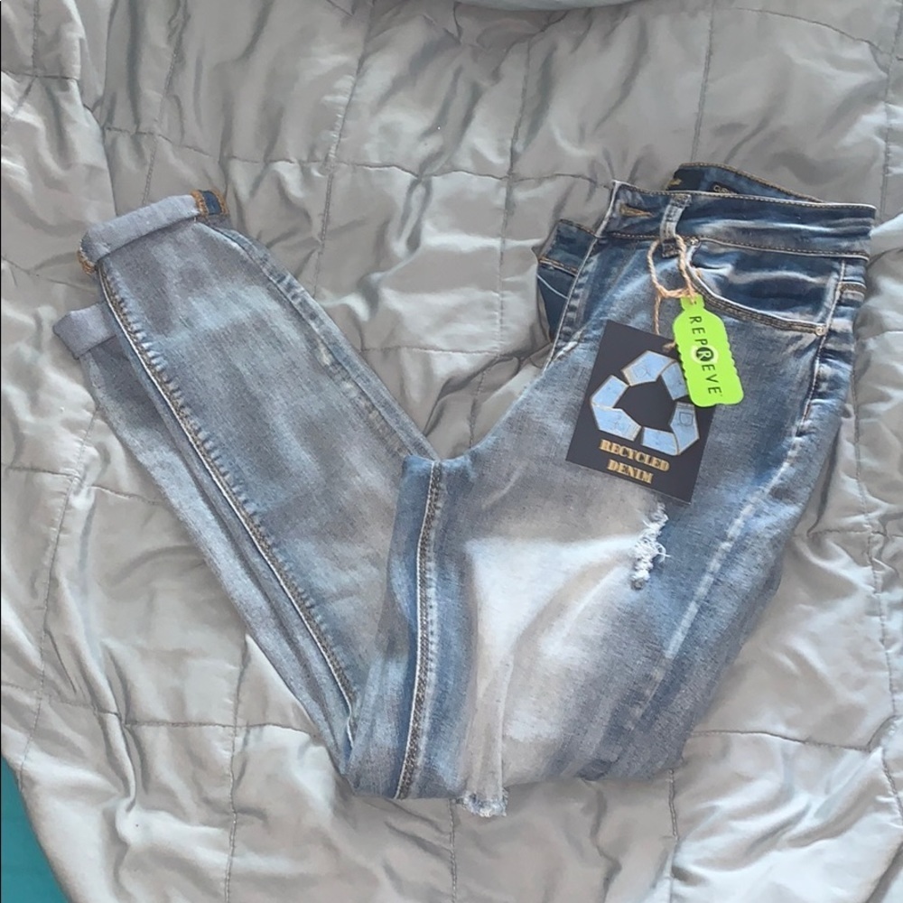 7/27 slight distressed cuffed jeans